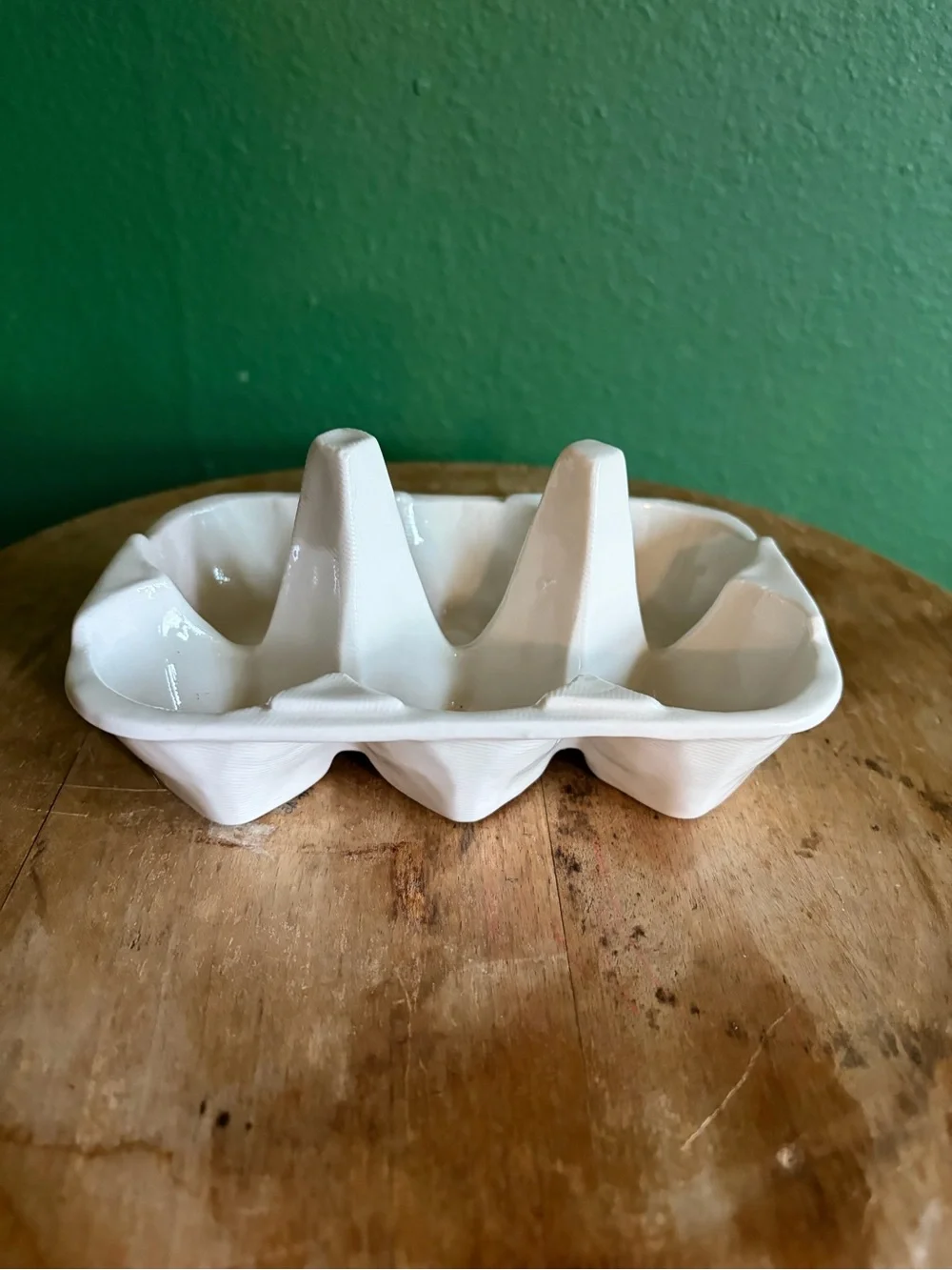Vintage White Ceramic Egg Carton fits 6 eggs